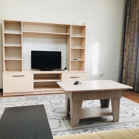 Жк Жана Алем Lägenhet Atyraū Exteriör bild